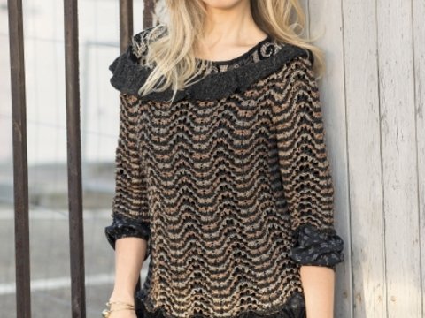 Wellenmusterpulli mit Carmen-Ausschnitt