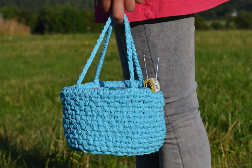 - BOBBELKÖRBCHEN - stabiles Utensilo mit eingearbeiteten Fächern für Handarbeitsmaterial mit Henkeln, Bobbelkörbchen, Körbchen, Korb Bobbeltasche