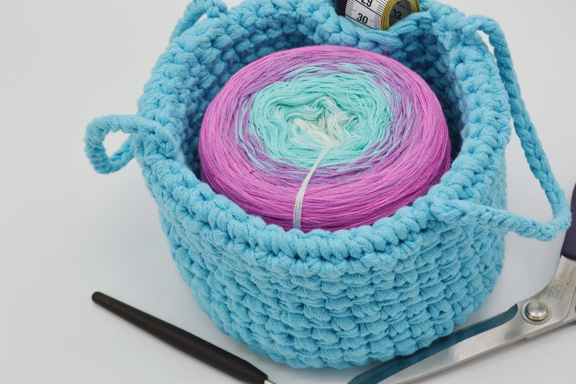 - BOBBELKÖRBCHEN - stabiles Utensilo mit eingearbeiteten Fächern für Handarbeitsmaterial mit Henkeln, Bobbelkörbchen, Körbchen, Korb Bobbeltasche