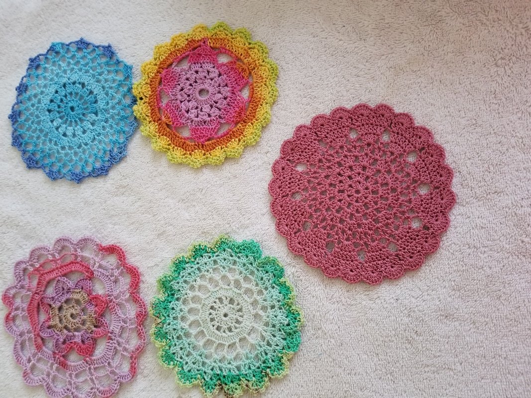 Scrap Thread Mini Mats PDF Pattern Photos and pictures