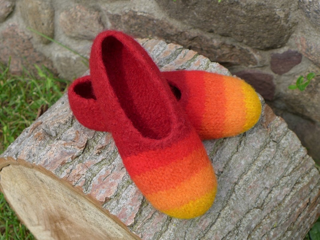 Filzschuhe mit selbstgemachten Ledersohlen Gr. 18 - 45