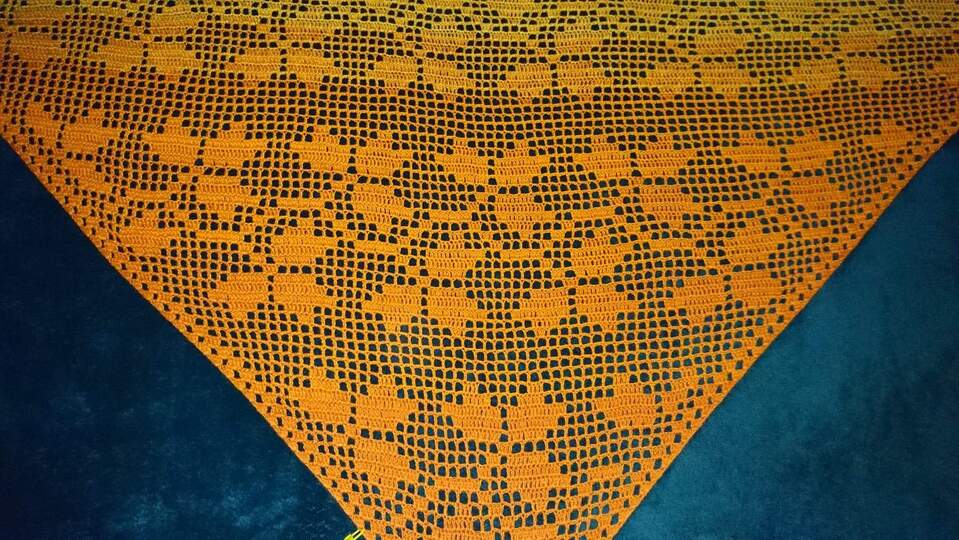 Motivtuch "Ornamente Blätter", Dreieckstuch, Häkelanleitung