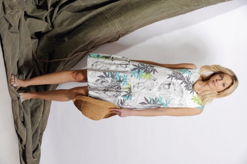 Jersey-Kleid im Charlston-Stil mit Löwendruck