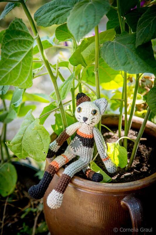 Amigurumi Glückskatze zum Liebhaben und Rumschlenkern - Bild 5