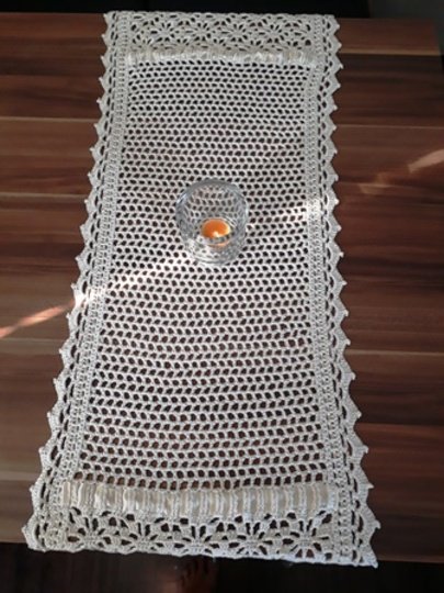 Häkelanleitung Tischläufer ca. 40x130 cm