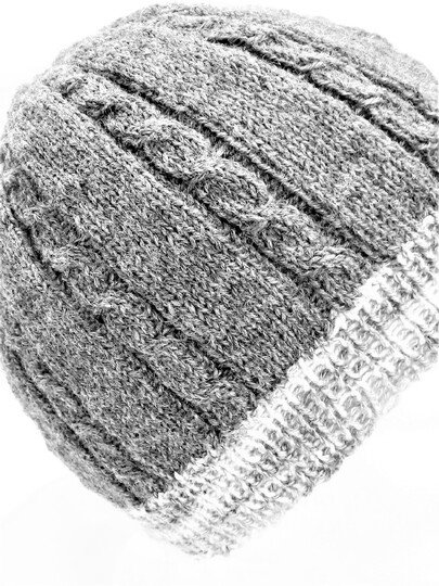 Strickanleitung für die Mütze Cortney mit mehreren Varianten