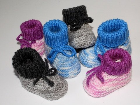 Strickanleitung Babyschuhe, Baby-Booties in 3 Größen