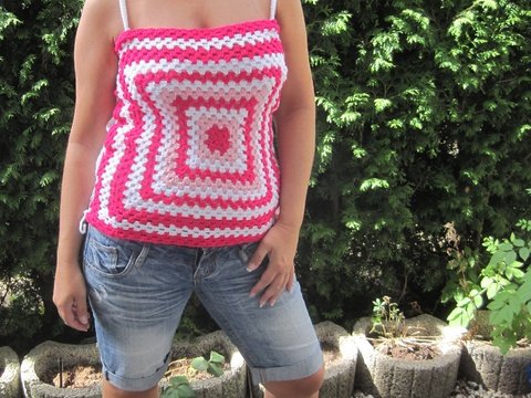 Häkelanleitung Granny Top Oversize - schnell gehäkelt und für alle Größen