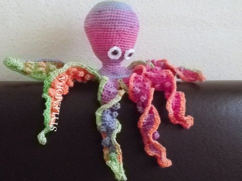 Octopus stuffed toys crochet pattern