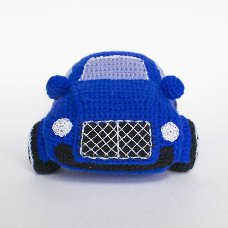 Amigurumi pattern for the blue Bentley crochet car