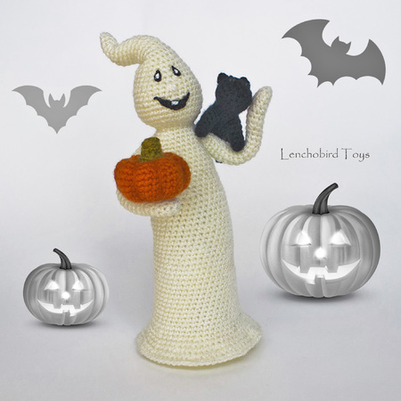 Amigurumi pattern for the Halloween Shimmering Ghost