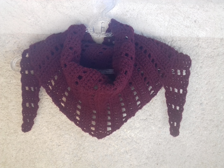 Crochet shawl pattern-Bordeaux shawl