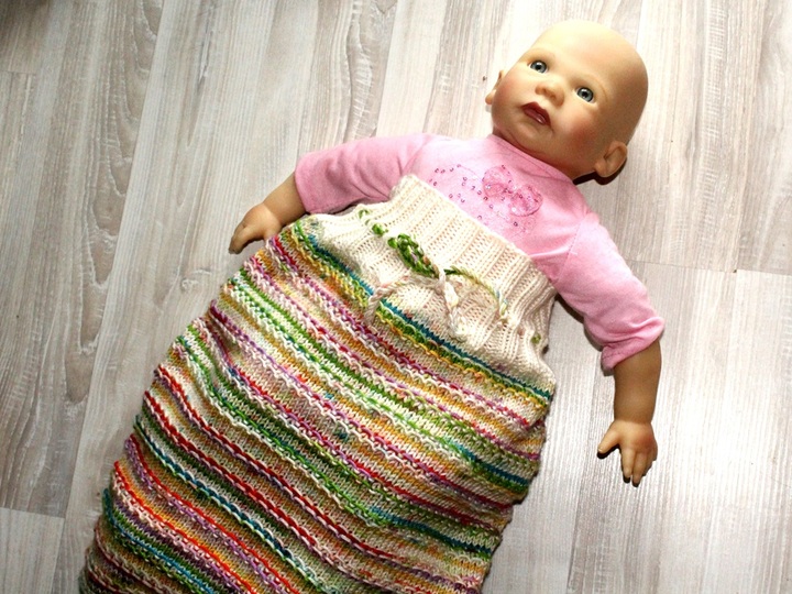Strickanleitung Baby-Strampelsack, Schlafsack, Schlupfsack, Pucksack 0 - 6 Monate