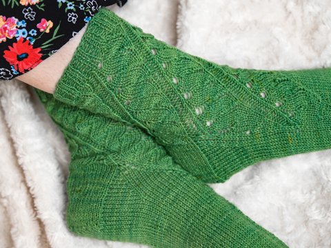 EALDOR Lacesocks kitting pattern