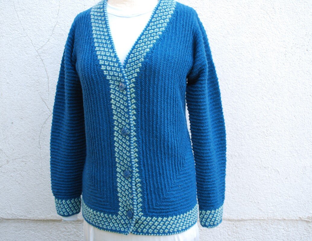 gestrickte Jacke mit Mosaikmuster,Größe M/L