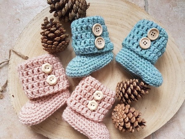 Crochet pattern baby booties / baby Uggs