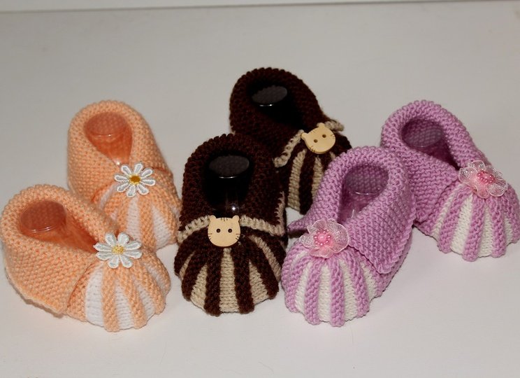 Strickanleitung Babyschuhe, Sohlenlänge ca. 10-11 cm, ohne Nadelspiel #220