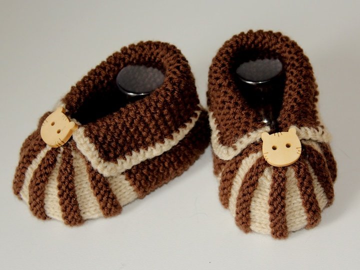 Strickanleitung Babyschuhe, Sohlenlänge ca. 10-11 cm, ohne Nadelspiel #220