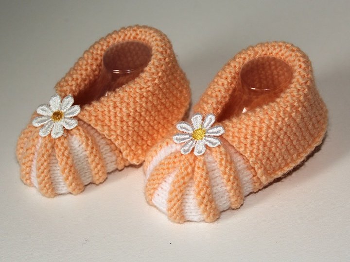 Strickanleitung Babyschuhe, Sohlenlänge ca. 10-11 cm, ohne Nadelspiel #220