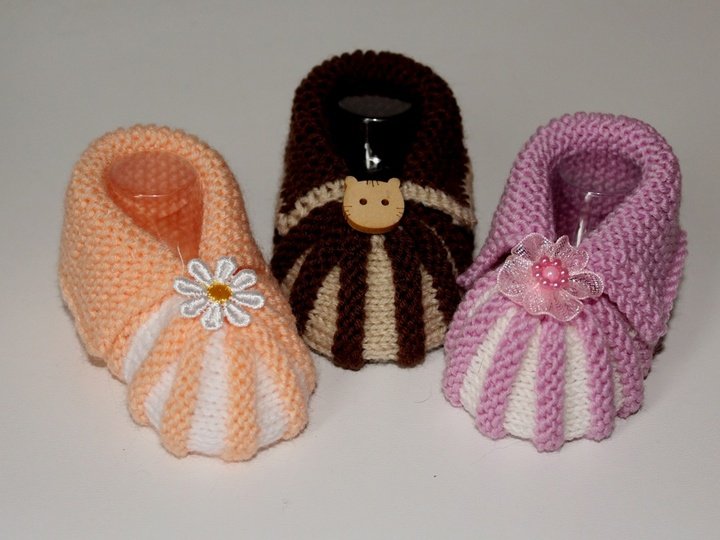 Strickanleitung Babyschuhe, Sohlenlänge ca. 10-11 cm, ohne Nadelspiel #220