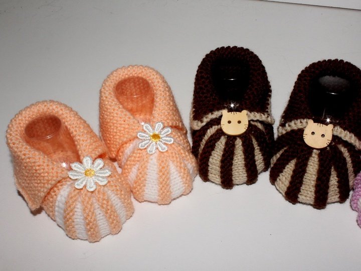 Strickanleitung Babyschuhe, Sohlenlänge ca. 10-11 cm, ohne Nadelspiel #220