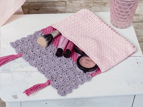 Gehäkelter Kulturbeutel