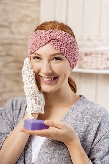 Gestrickter Waschlappen und Waschhandschuh