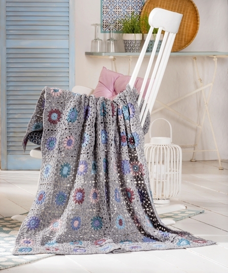 Granny Squares – Decke und Vorhang aus Häkelquadraten