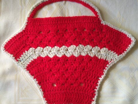 Topflappen in Körbchenform