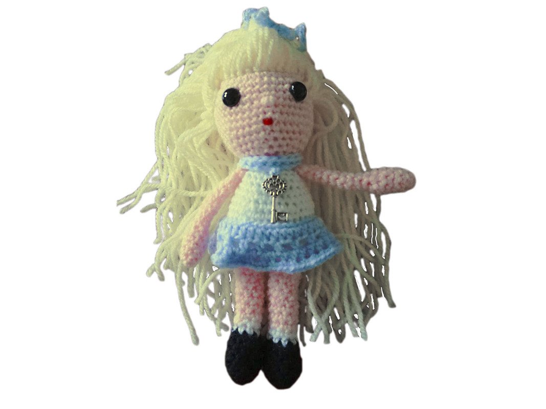 Crochet Pattern for the little Alice!