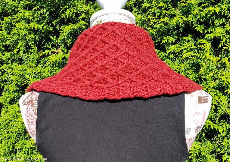 Crochet Pattern for Cowl with Fringes | Neckwarmer #5