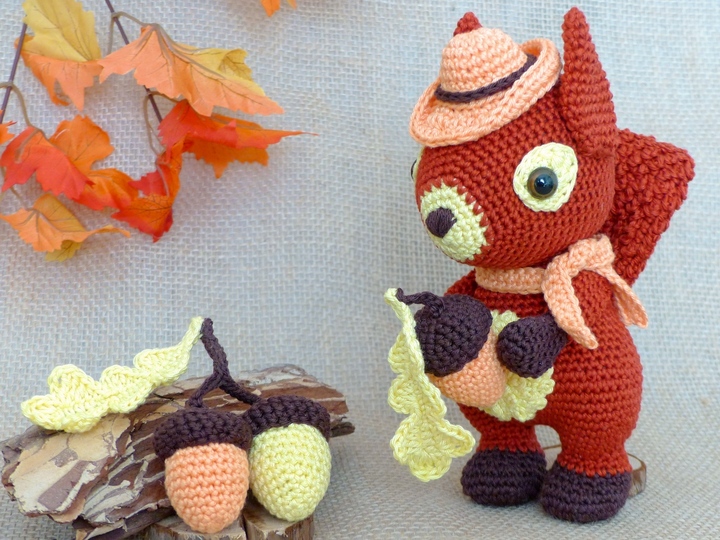 Louis, das listige Eichhörnchen – Amigurumi Häkelanleitung