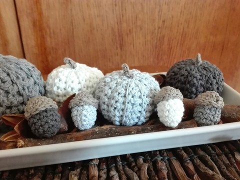 Häkelanleitung Eicheln