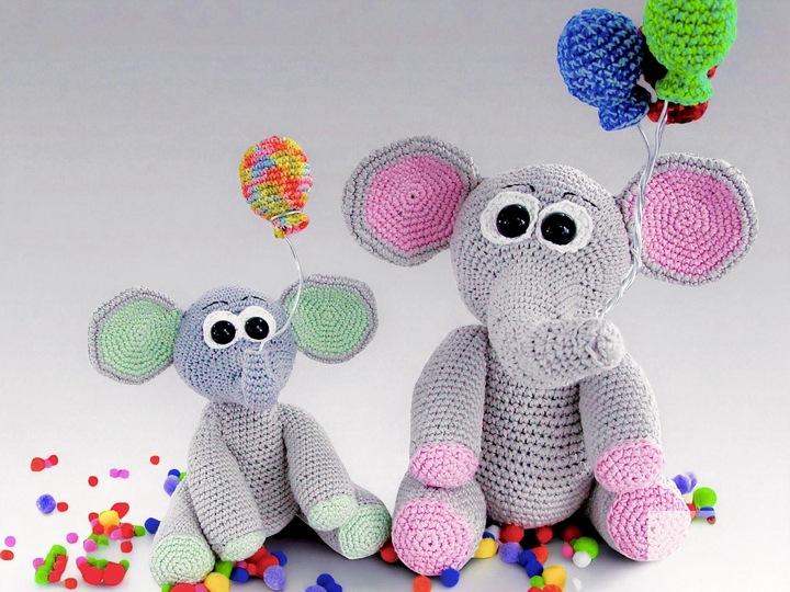 Cute Elephant with Balloon - Crochet Pattern