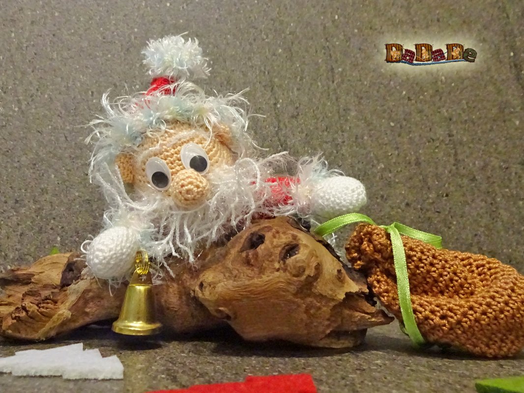 Geschenke-Tasche oder Adventskalender, Nikolaus - gehäkelt von Dadade