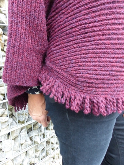Strickanleitung, Poncho mit Fransen