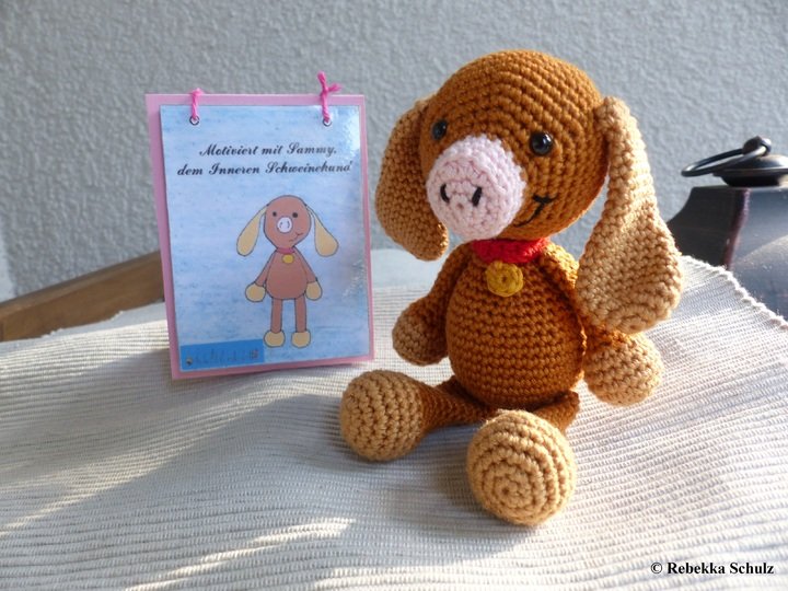 Sammy, der Innere Schweinehund - mit zwei verschiedenen Schreibtischaufstellern