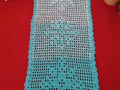 Tischdecke/ Läufer "Schneeflocken" 84x27 cm, Häkelanleitung