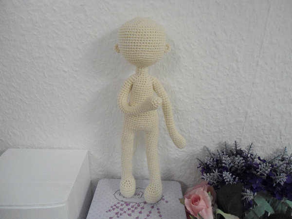 Doll body crochet pattern