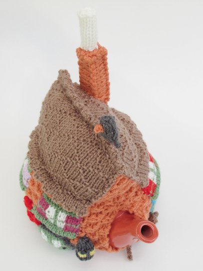 Home Sweet Home Tea Cosy