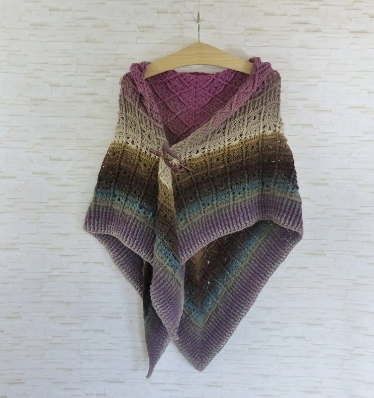 "Lutha 2.0" XXL-Häkeltuch / Stola / Poncho - Bild 2