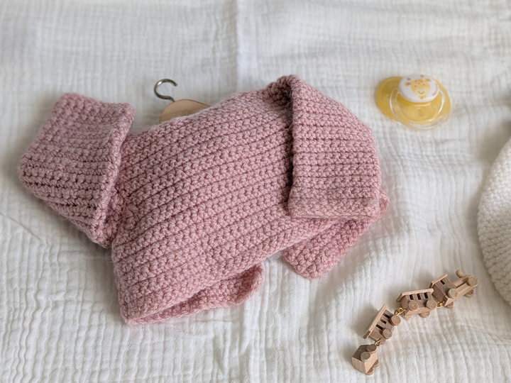 Crochet pattern baby doll Georgia - 13.7 inch tall doll with outfit