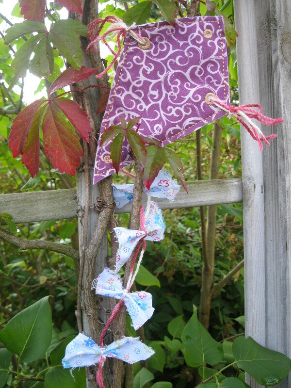 DrachenBastelei- Anhänger Stickdatei/ Basteln