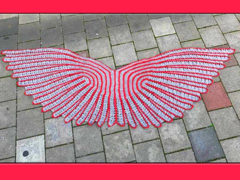 großes Schultertuch "Wings of Clouds"