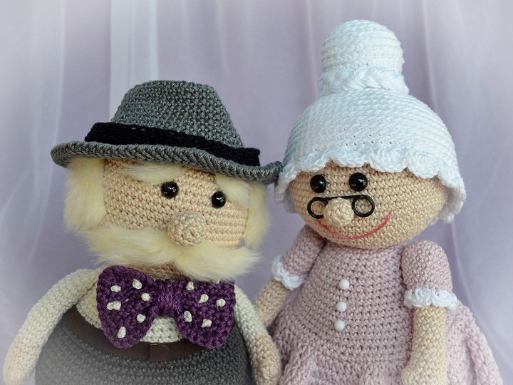 Oma Rosl Dekofigur für Großeltern zu Geburtstag Muttertag Hochzeitstag