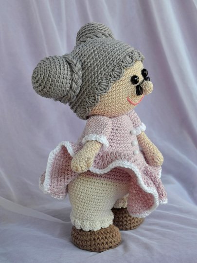 Oma Rosl Dekofigur für Großeltern zu Geburtstag Muttertag Hochzeitstag