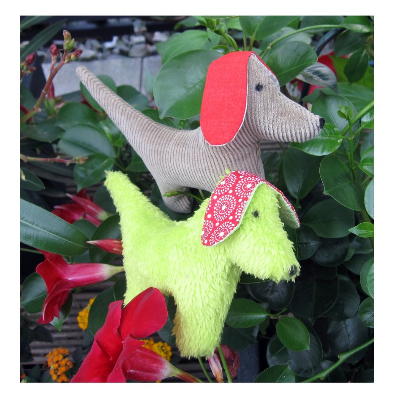 Stickdatei Hund ITH für den Rahmen 13 cm x 18 cm