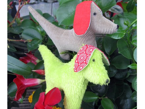 Stickdatei Hund ITH für den Rahmen 13 cm x 18 cm