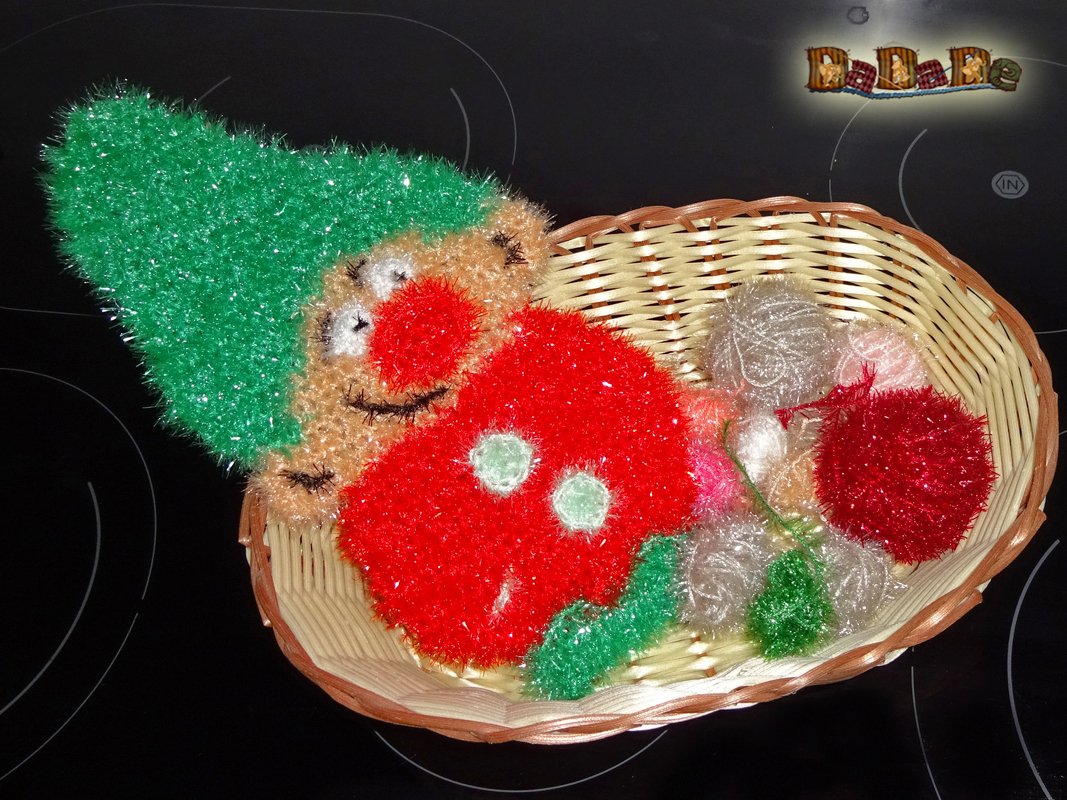 Spülschwamm oder Duschschwamm  Wichtel,  gehäkelt von Dadade - Bild 6