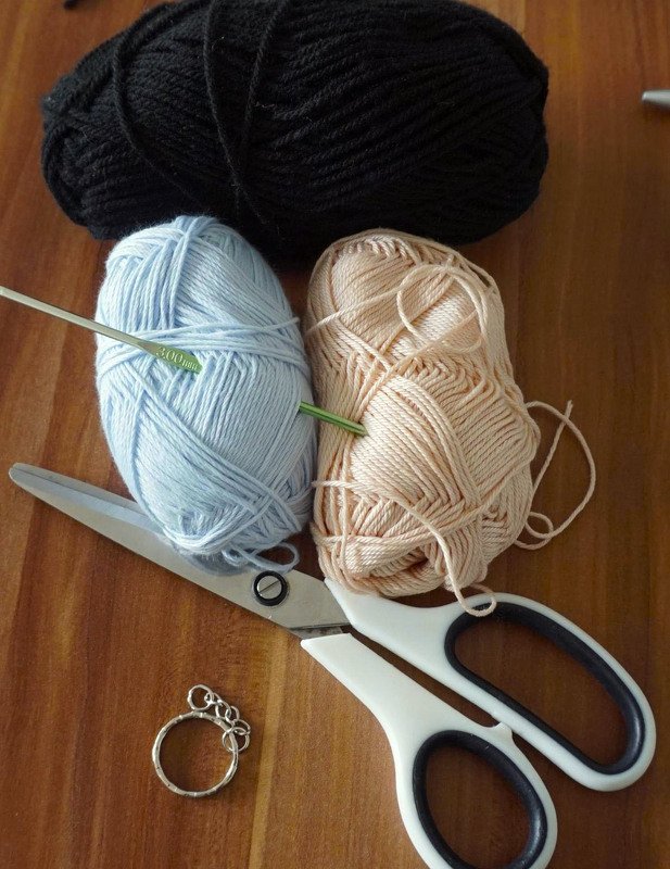 Crochet pattern for the keychain colored pencil "blue" - Image 2